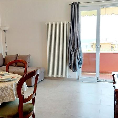 Narcisa View Lake&Pool Apartment باردولينو المظهر الخارجي الصورة