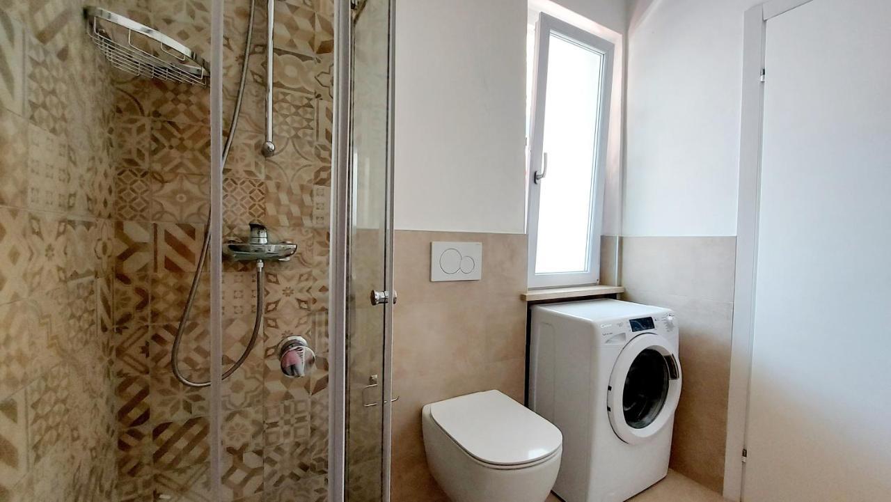 Narcisa View Lake&Pool Apartment باردولينو المظهر الخارجي الصورة